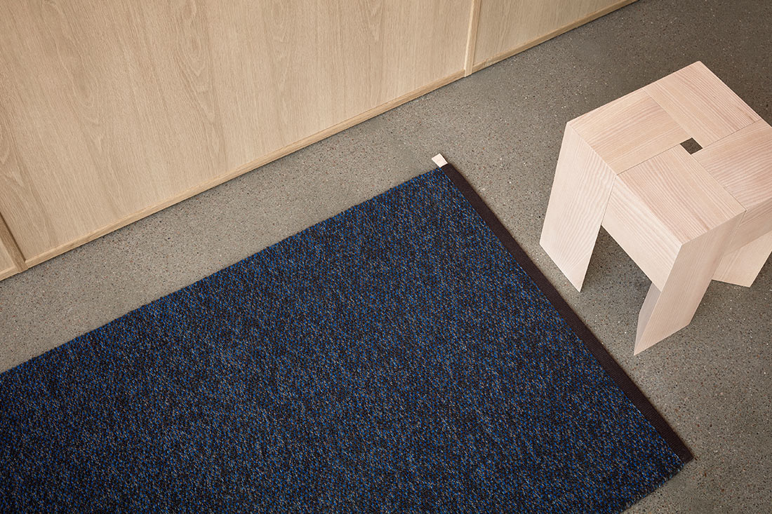 テラッツォ ラグ ブルー