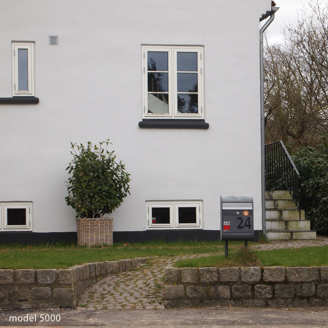 アルックスポスト