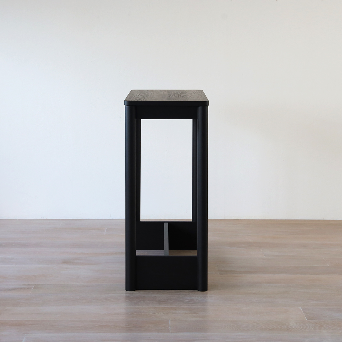 コヤバリコンソールテーブル 側面