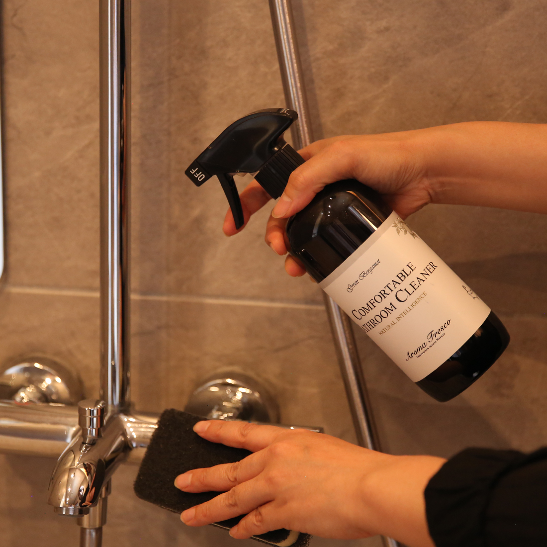 コンフォタブル バスルームクリーナー