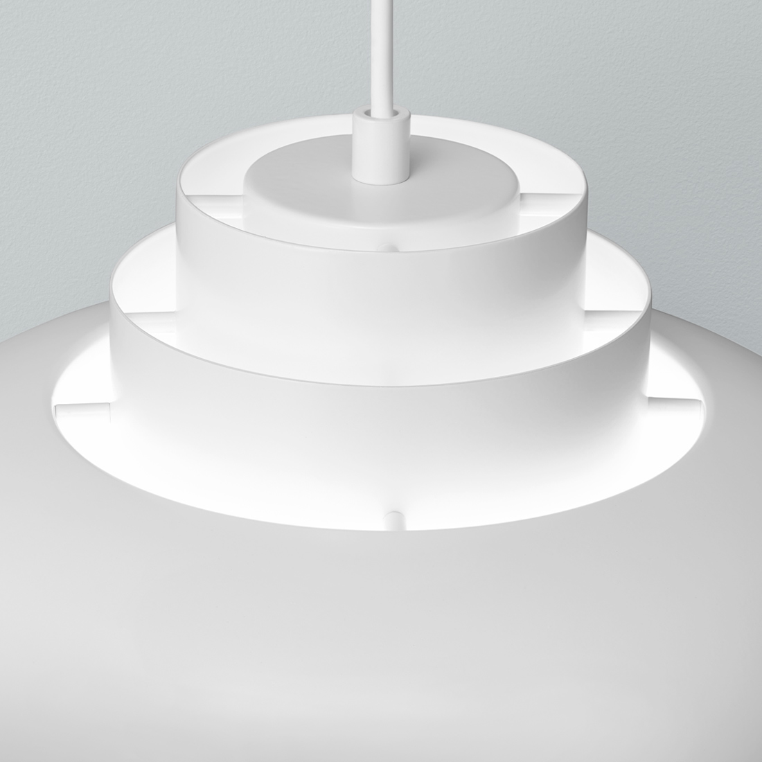 個性的なフォルムA333ペンダント