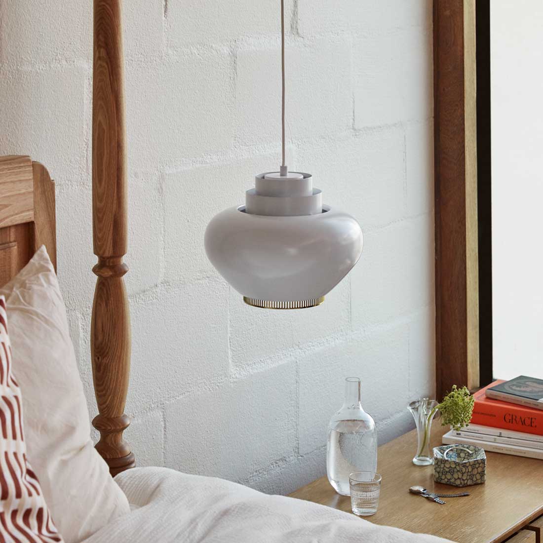 個性的なフォルムA333ペンダント