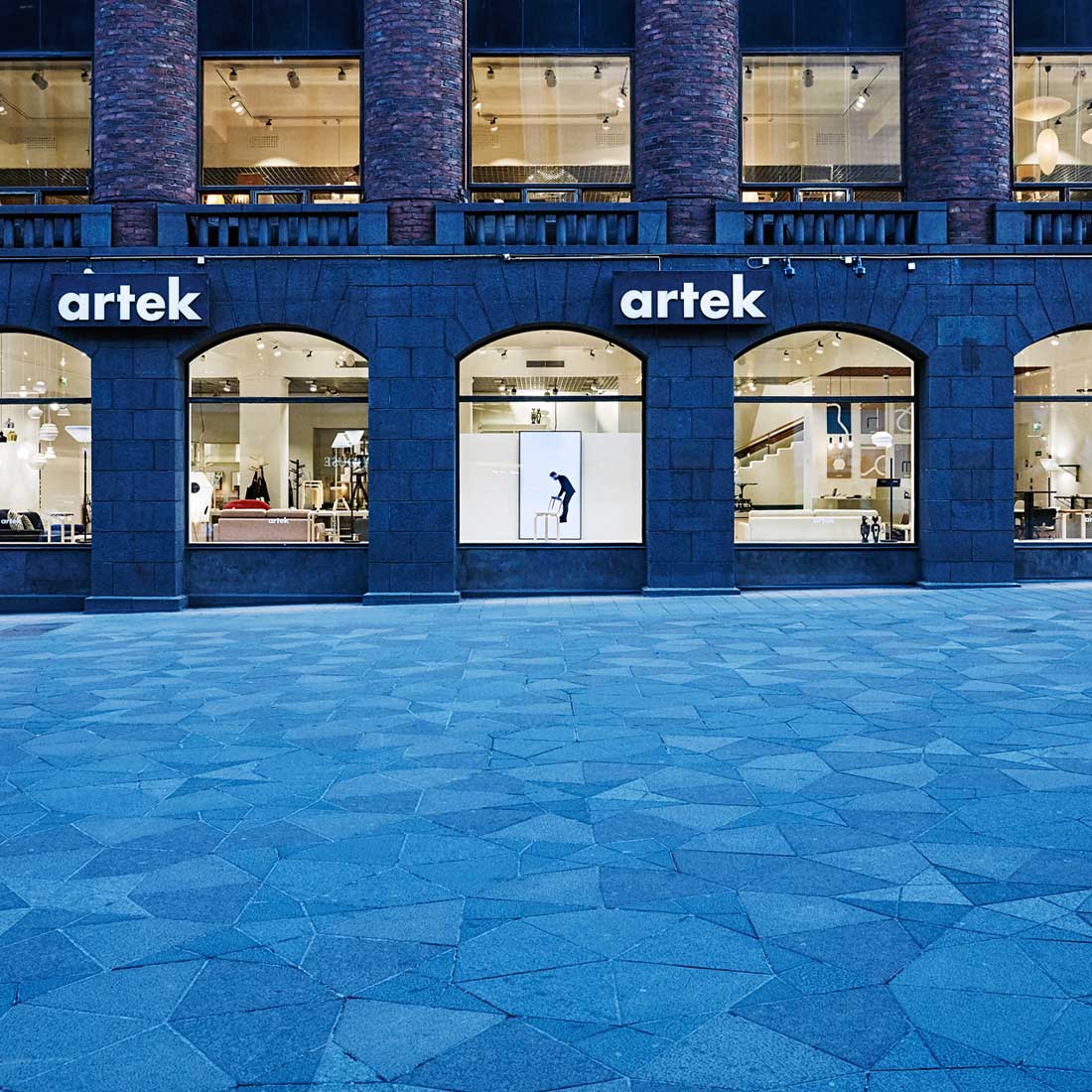 個性的なフォルムA333ペンダント