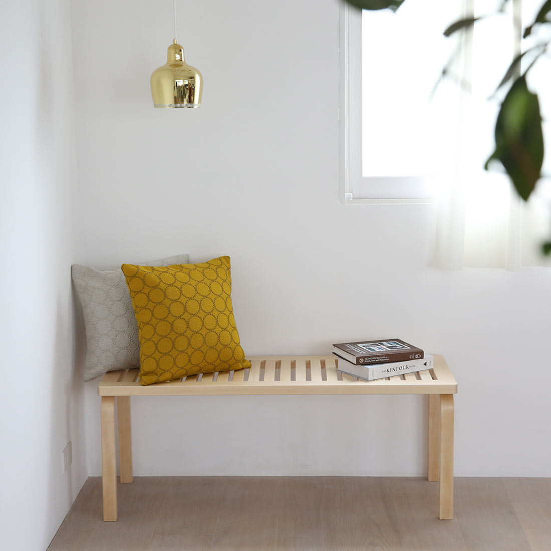 BENCH 153A