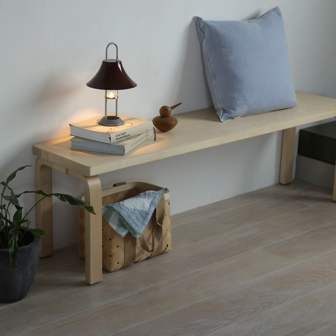 BENCH 153A