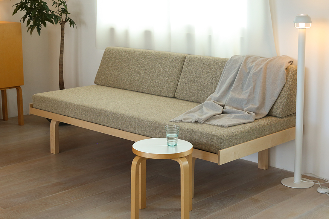 デイベット710とスツール