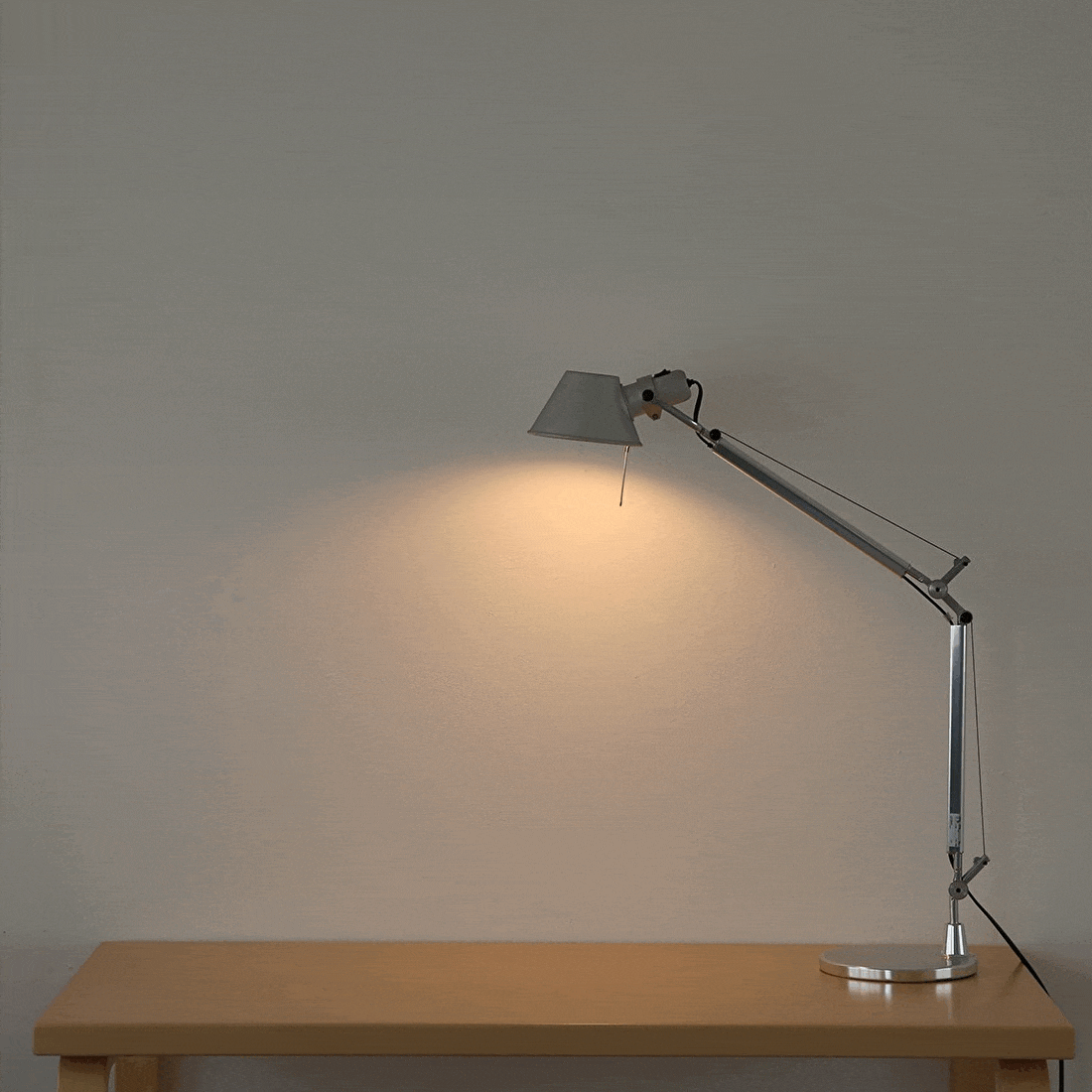 Tolomeo Table