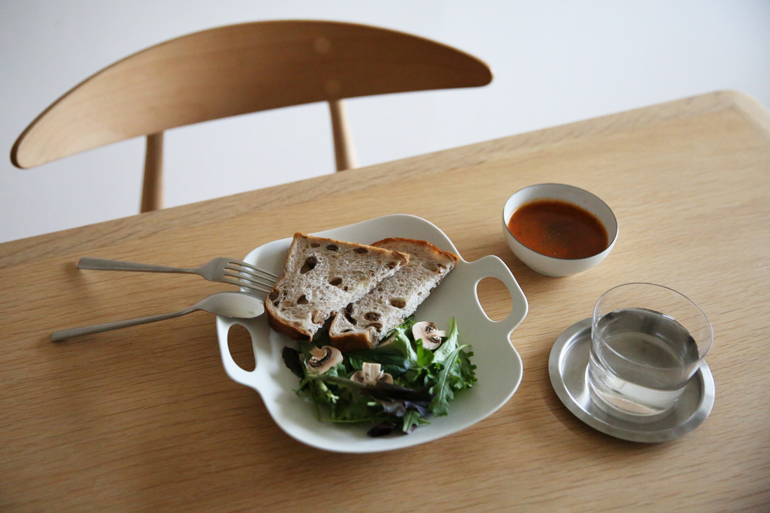 イイホシユミコ ボンボヤージュ