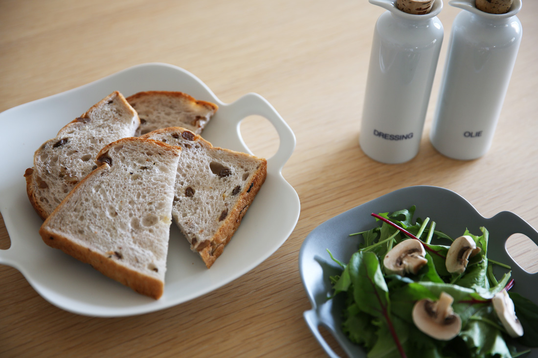 イイホシユミコ ボンボヤージュ