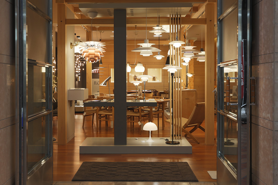 北欧家具正規販売店 岡山天満屋プレミアムリビングギャラリー。ショールーム内の展示風景イメージ