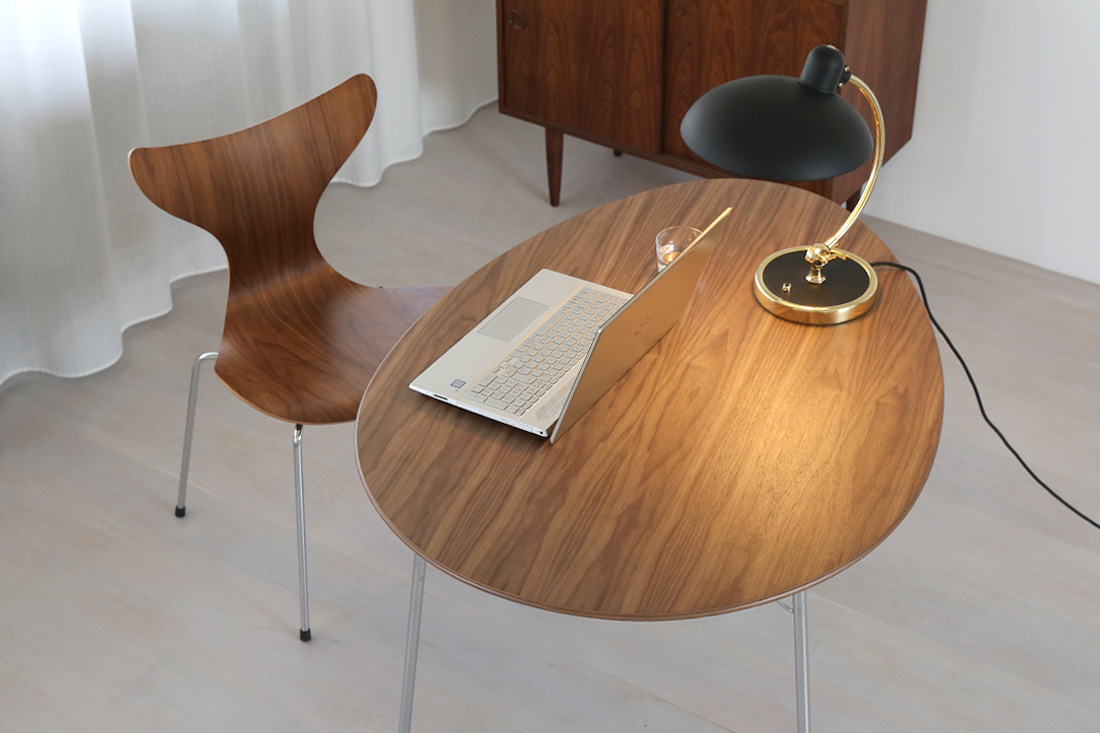 北欧名作ダイニングテーブル