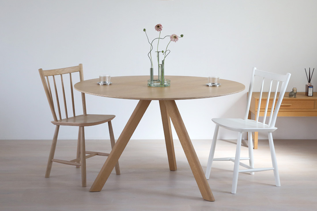北欧名作ダイニングテーブル
