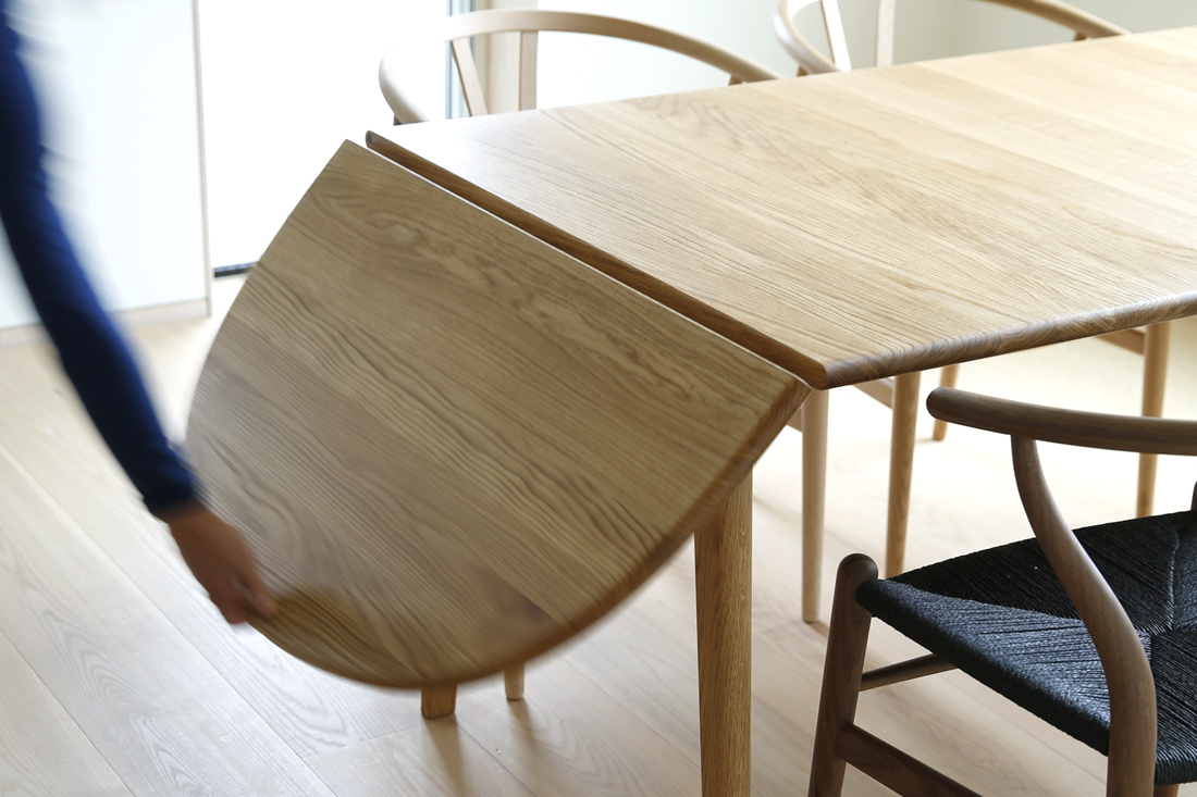 カール・ハンセン＆サンのダイニングテーブルCH006のある心地よい暮らし