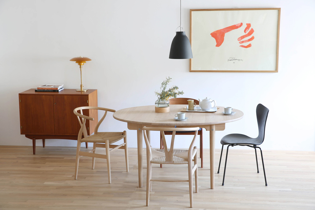 カールハンセン・オーク材/ホワイトオイル仕上げ