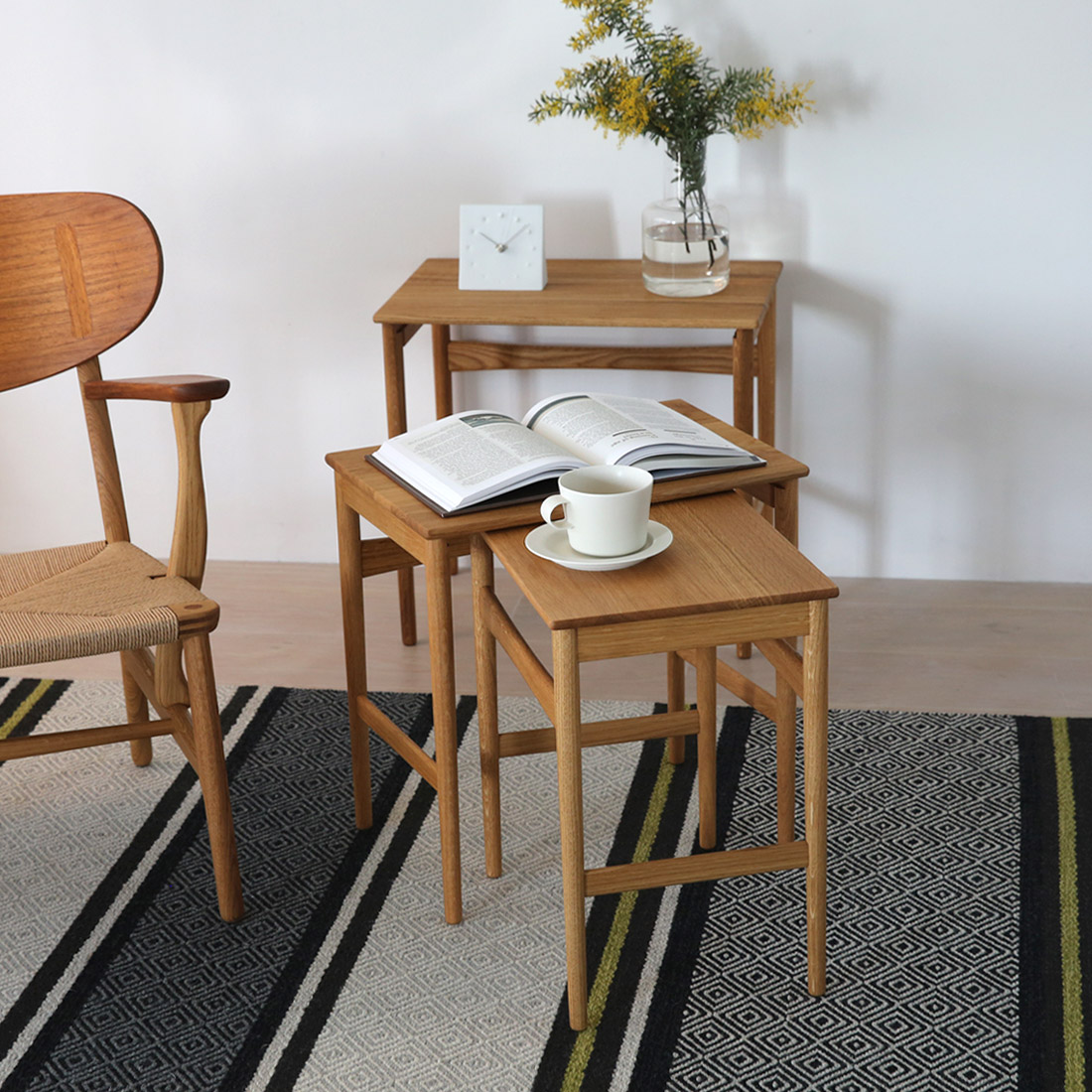 ウェグナーの隠れた名作CH004 ネスティングテーブル