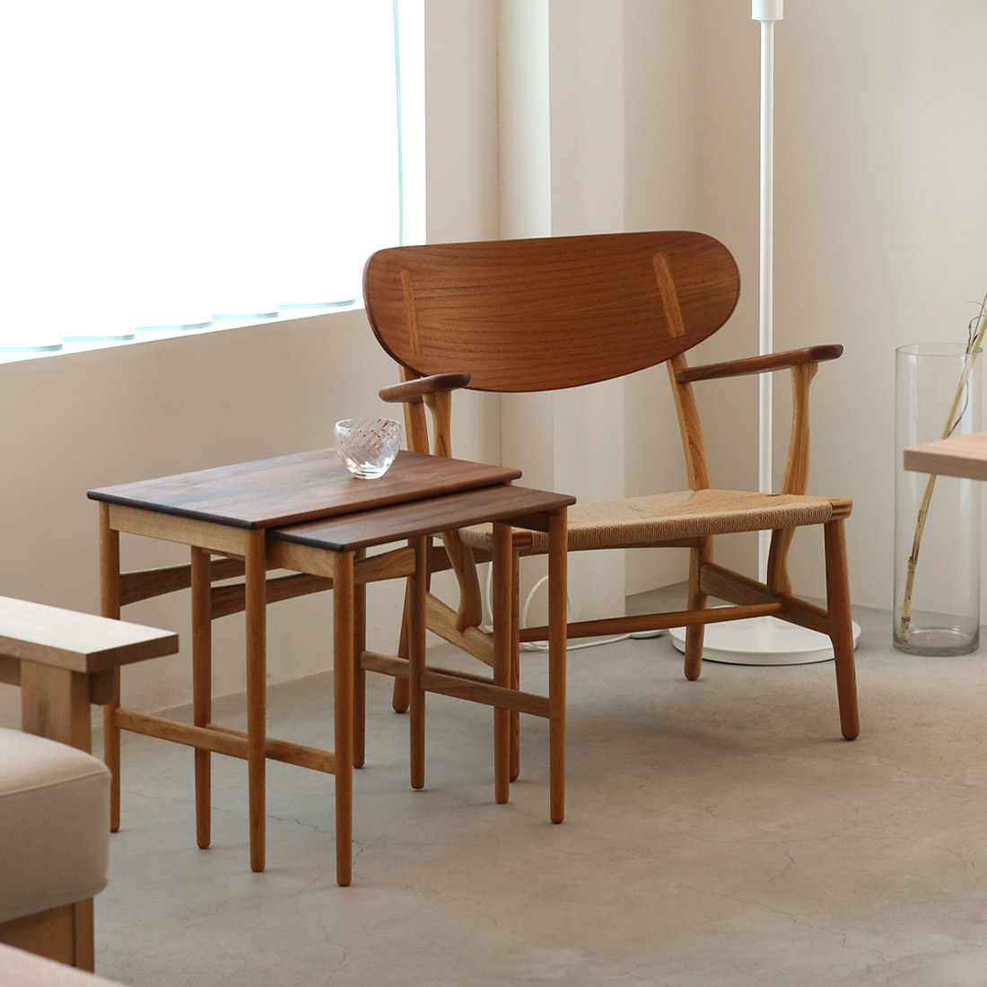 ウェグナーの隠れた名作CH004 ネスティングテーブル