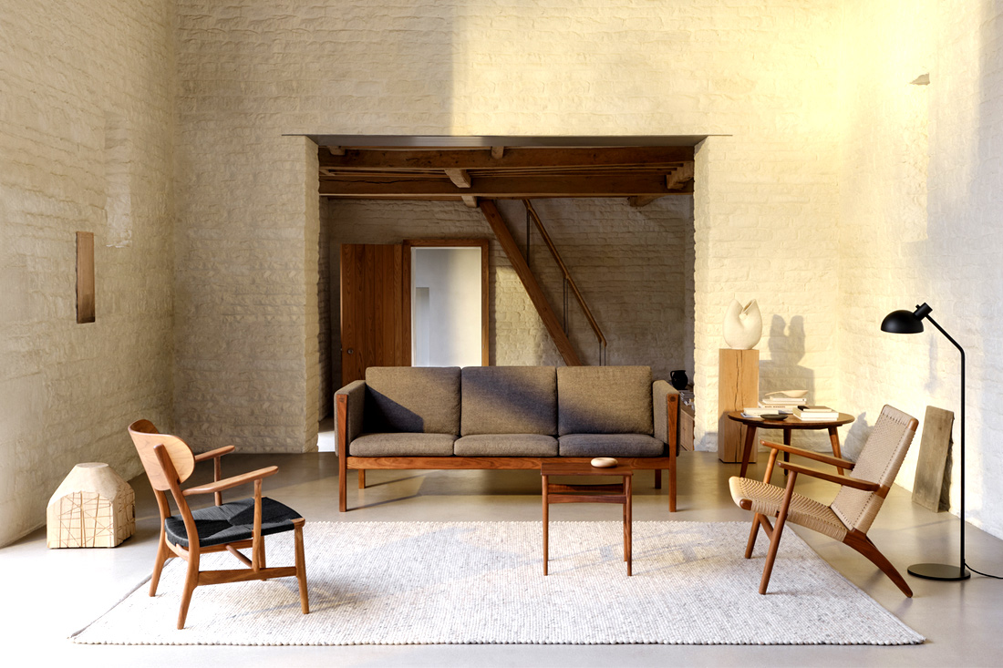 優美な曲線とペーパーコードの安らぎCH22ラウンジチェア