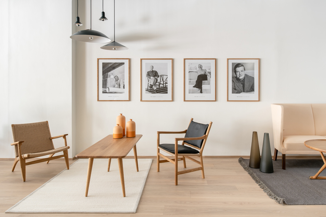 木目が活きる漆黒の2025年限定モデルCH24 ユーカリブラック