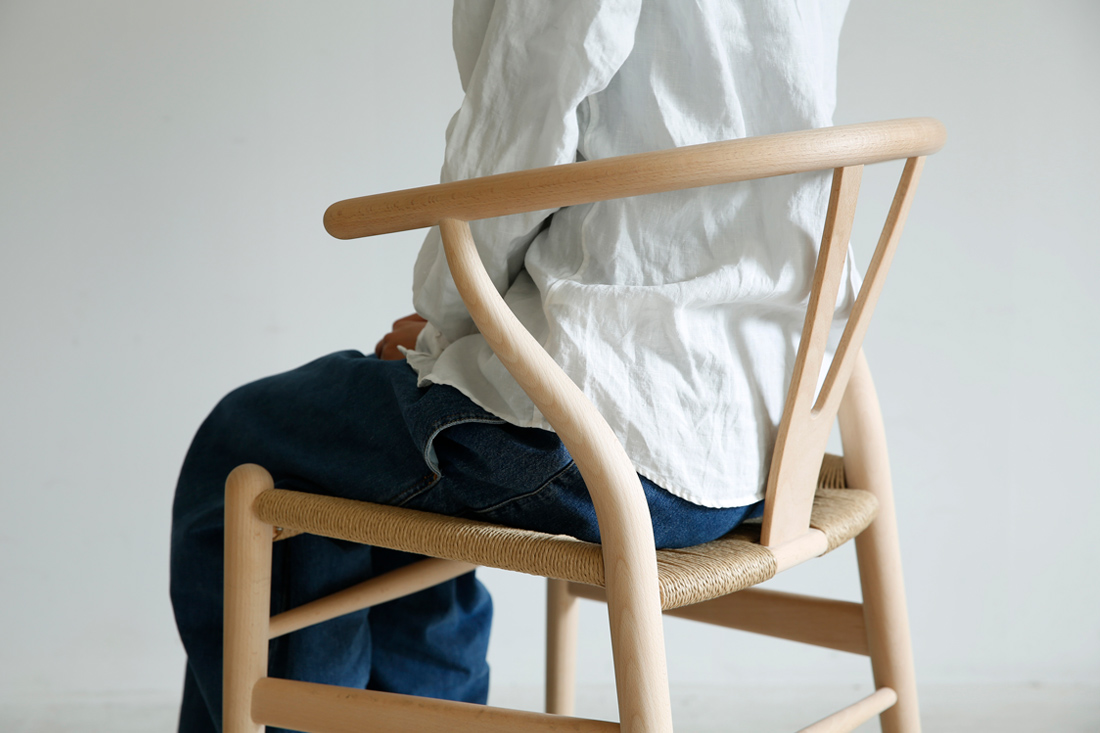世界中で愛される
CARL HANSEN & SONのベストセラーCH24「Yチェア」