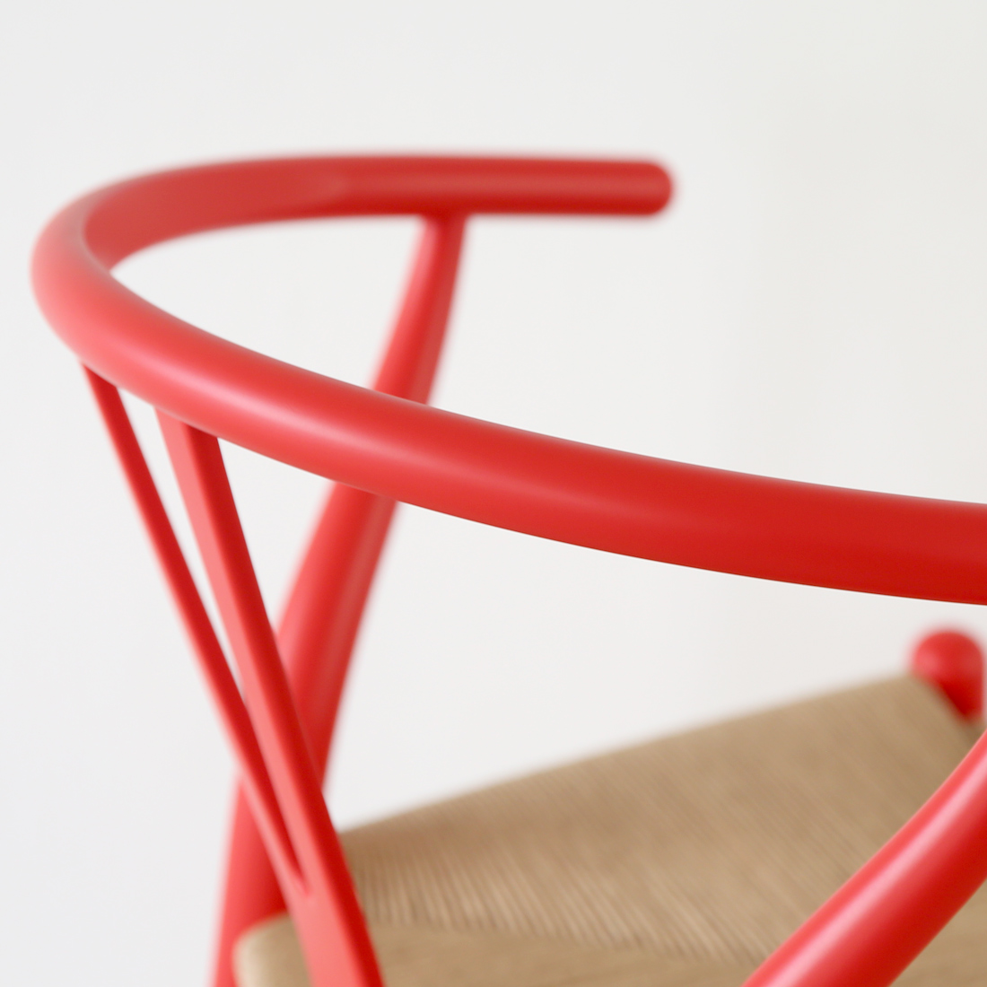 柔らかな質感で魅せる YチェアSOFT特別カラー