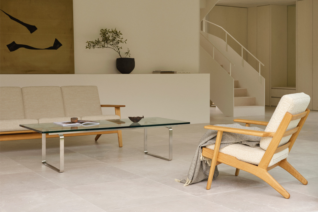 時を超えて愛される北欧デザインと安らぎの座り心地CH290ラウンジチェア