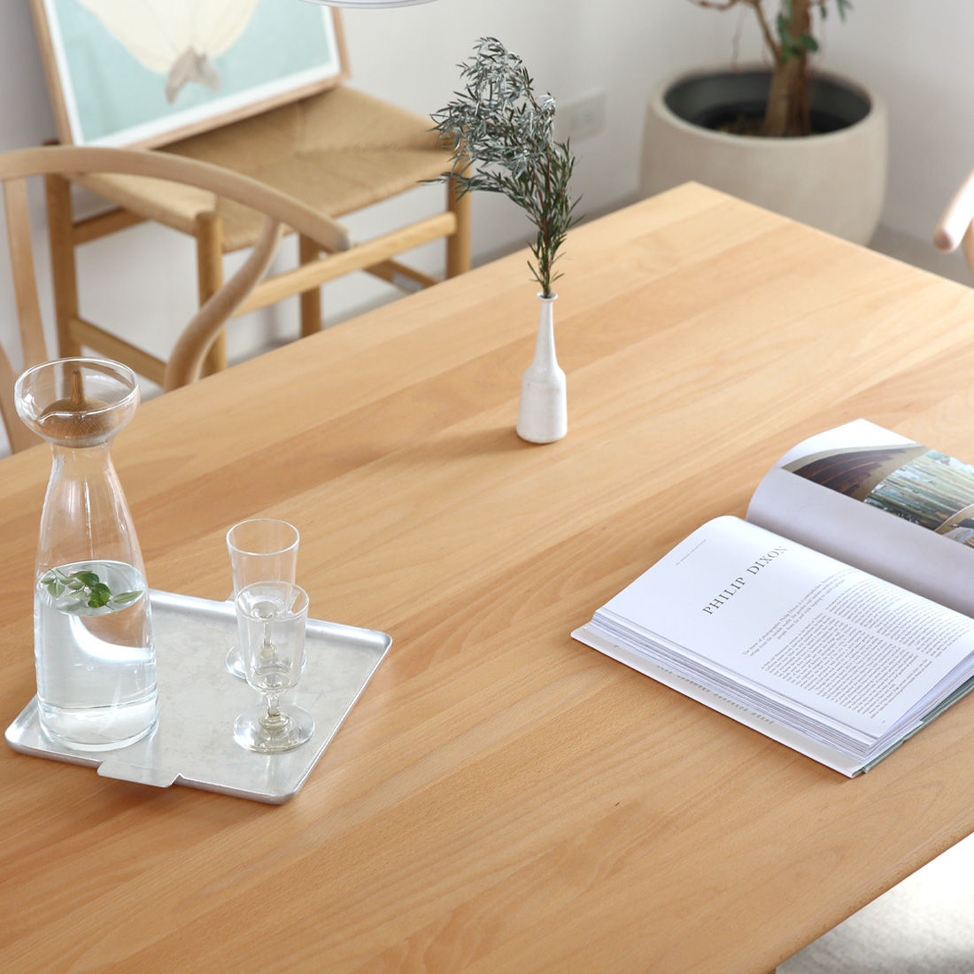 世界の定番ダイニングテーブルCH327の魅力を深堀り