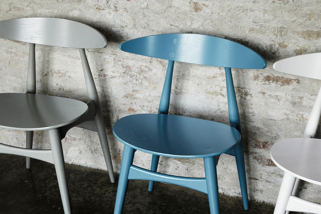 コンパクトで美しいCH33ダイニングチェア