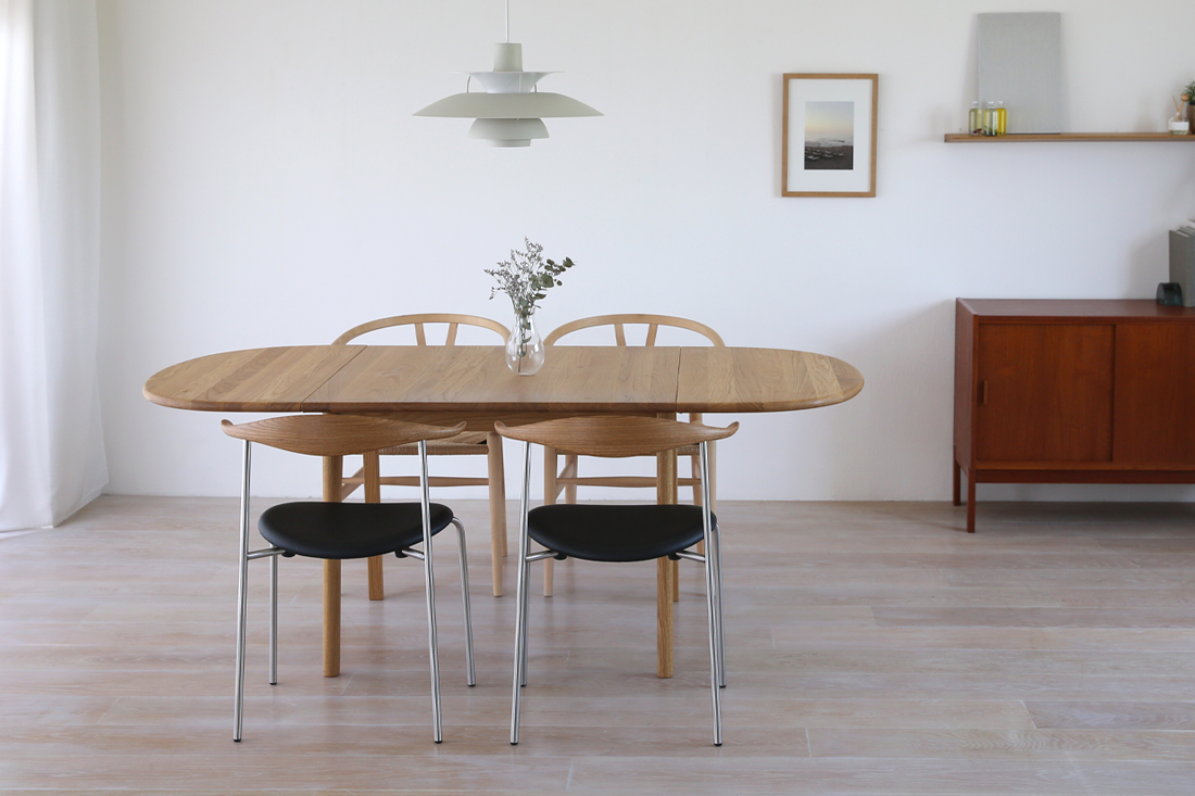 温もり感じるミニマルデザインCH88ダイニングチェア