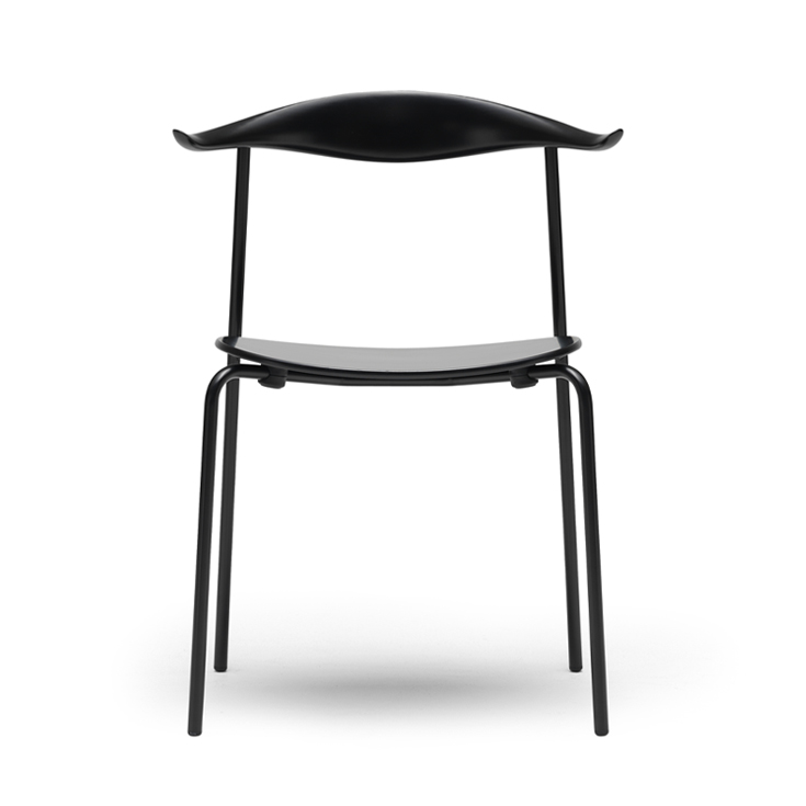 温もり感じるミニマルデザインCH88ダイニングチェア