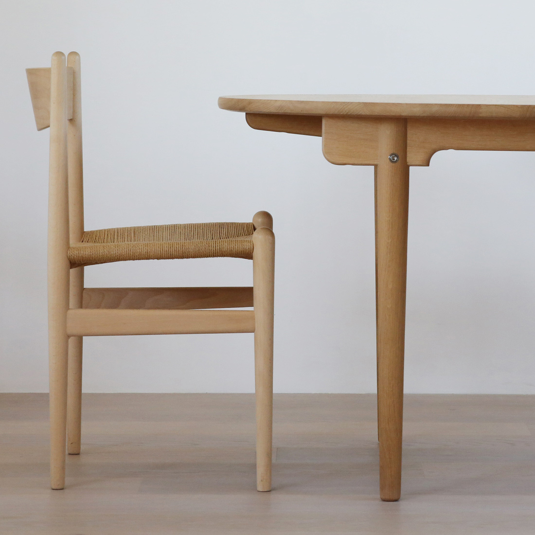 カール・ハンセン＆サン CH337 ダイニングテーブル