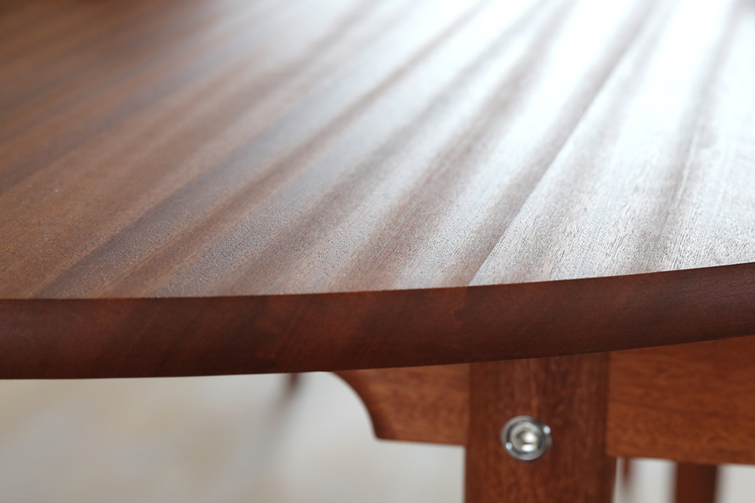 カール・ハンセン＆サン　マホガニー材を用いた新しいコレクション