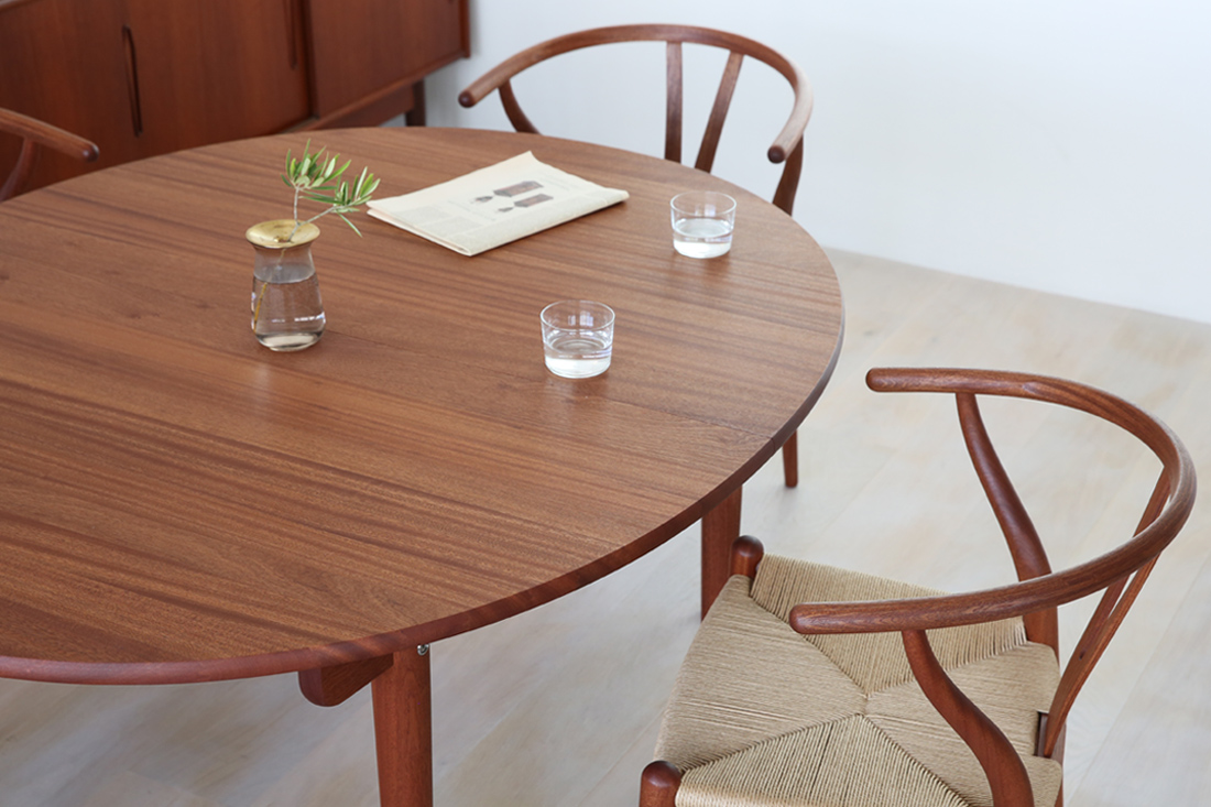 カール・ハンセン＆サン　マホガニー材を用いた新しいコレクション