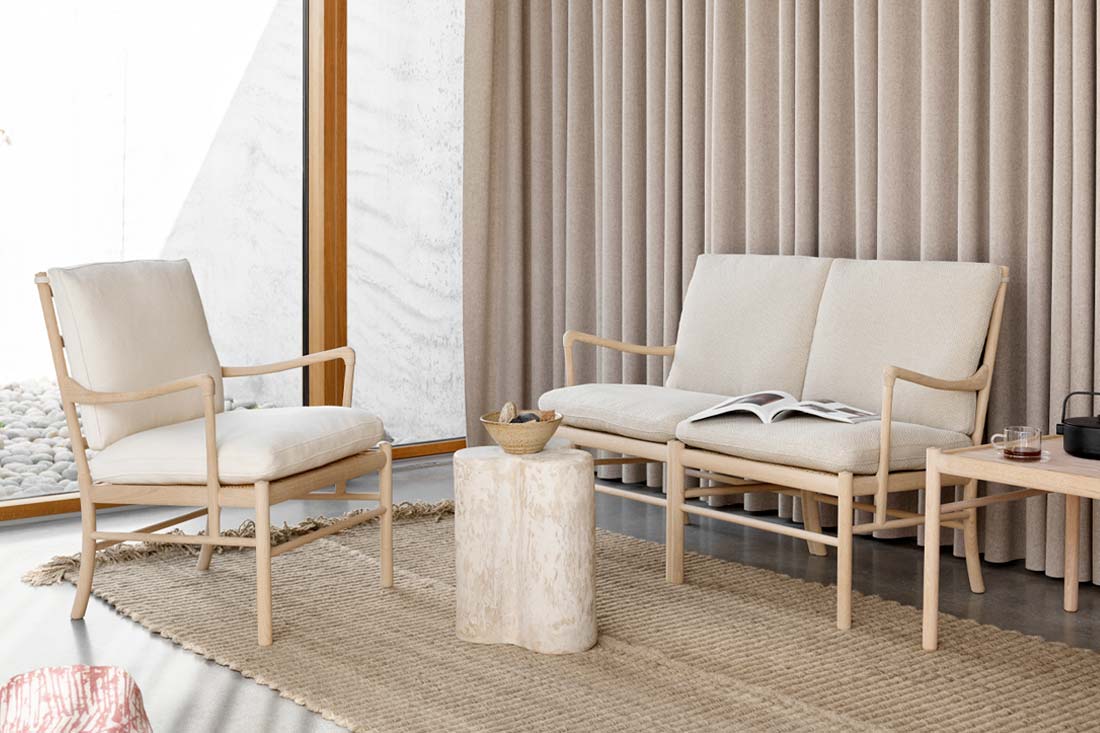 優雅なる傑作、OW149-2コロニアルソファ