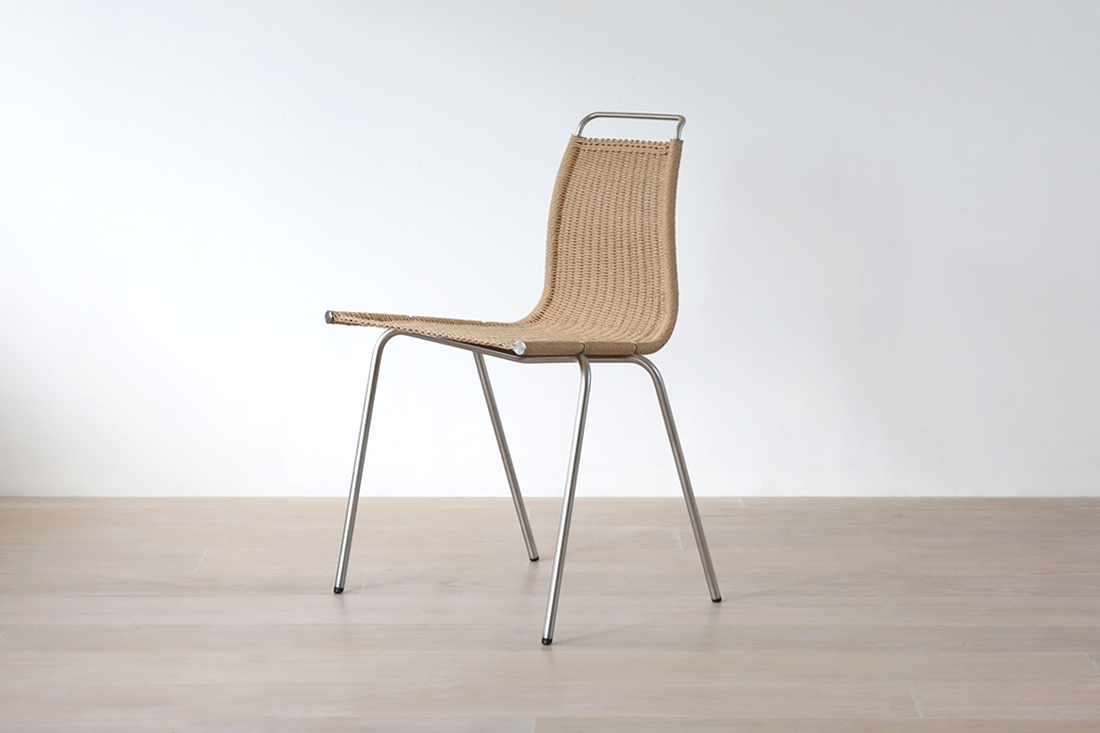 繊細な美しさと実用性を持ちあわせたPK1チェア