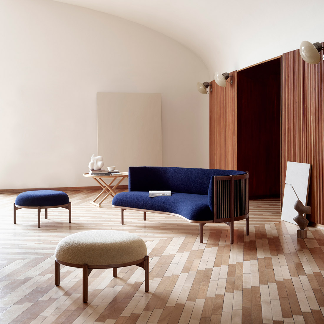 心地よい会話が生まれるRF1903サイドウェイソファ