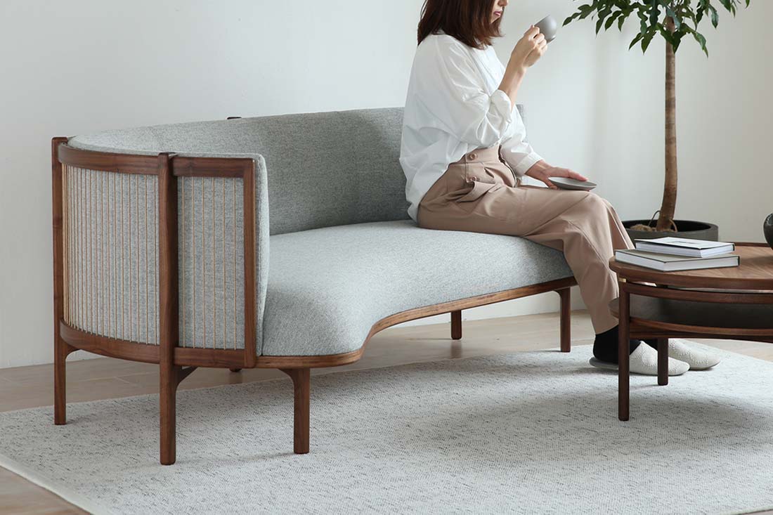 心地よい会話が生まれるRF1903サイドウェイソファ