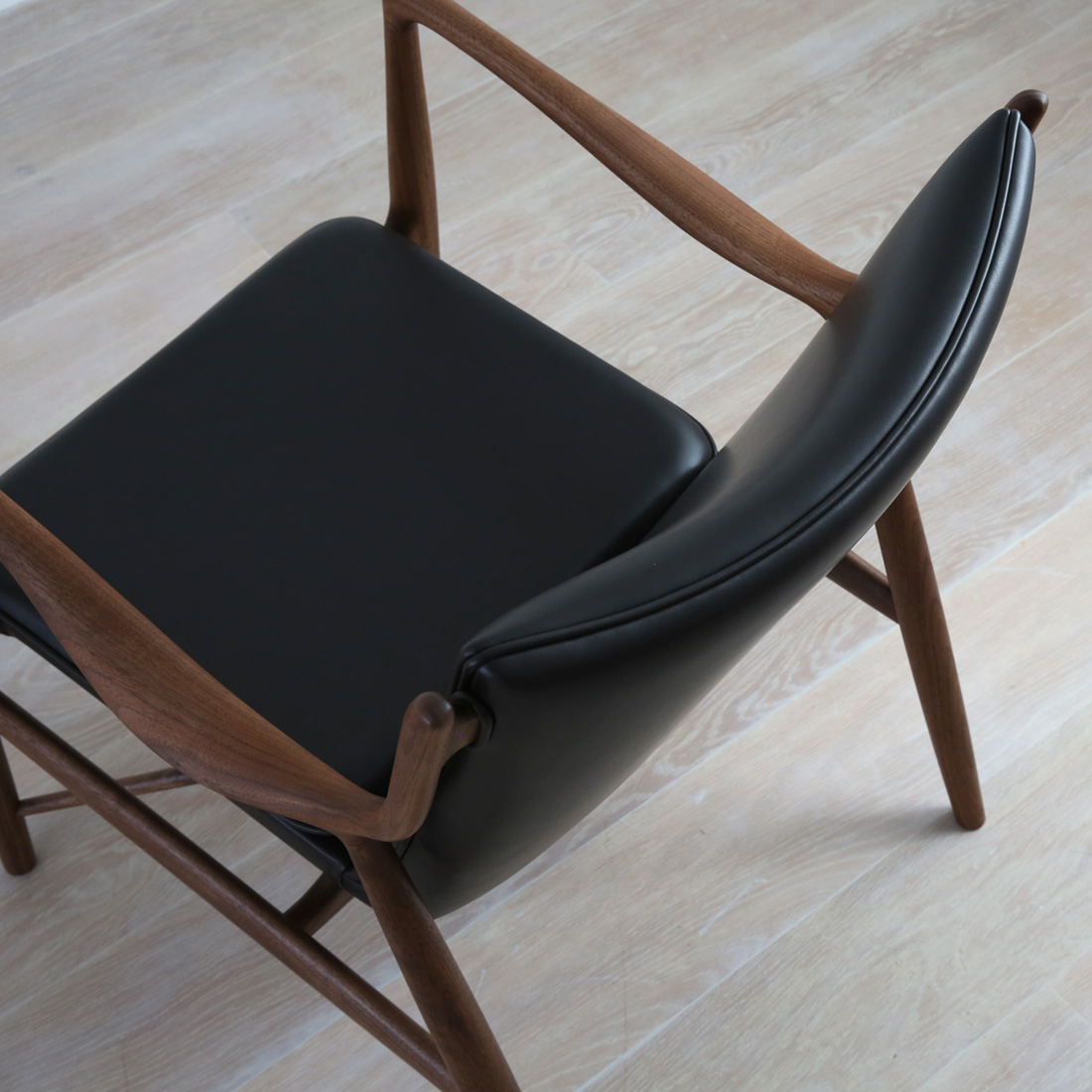 フィン・ユール名作45チェア