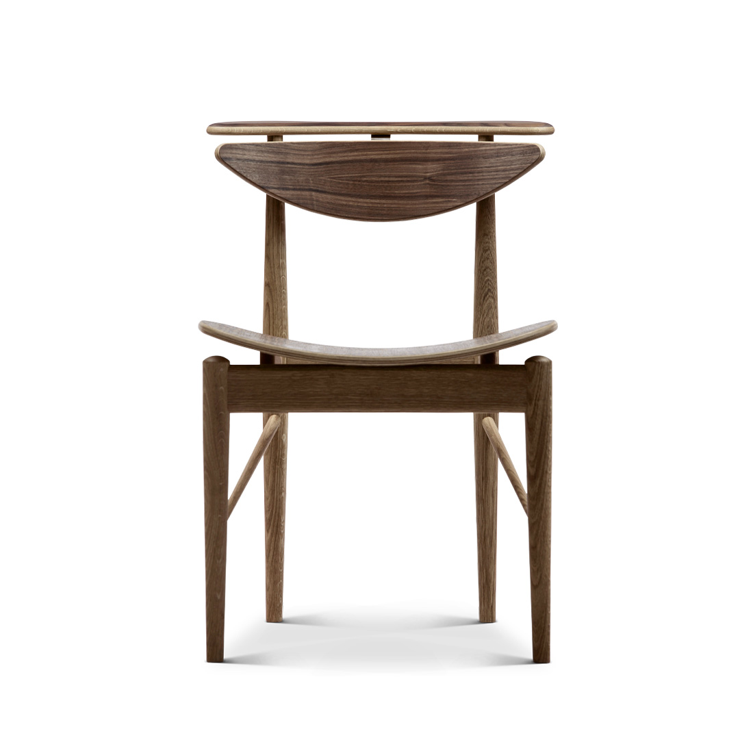 シンプルでありながら実用的で美しいリーディングチェア