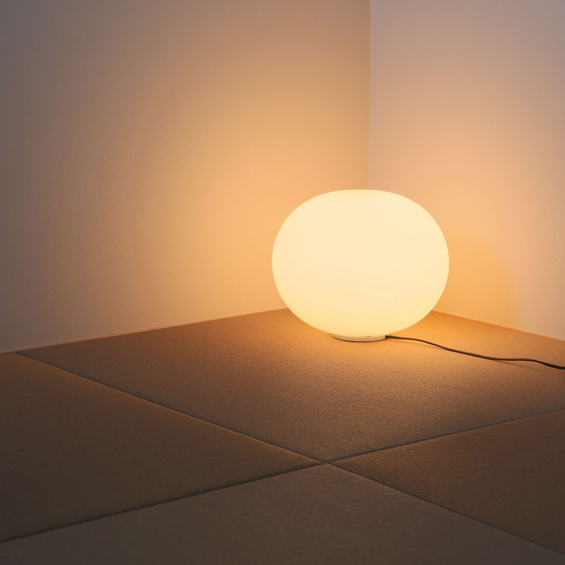 GLO-BALL BASIC 1