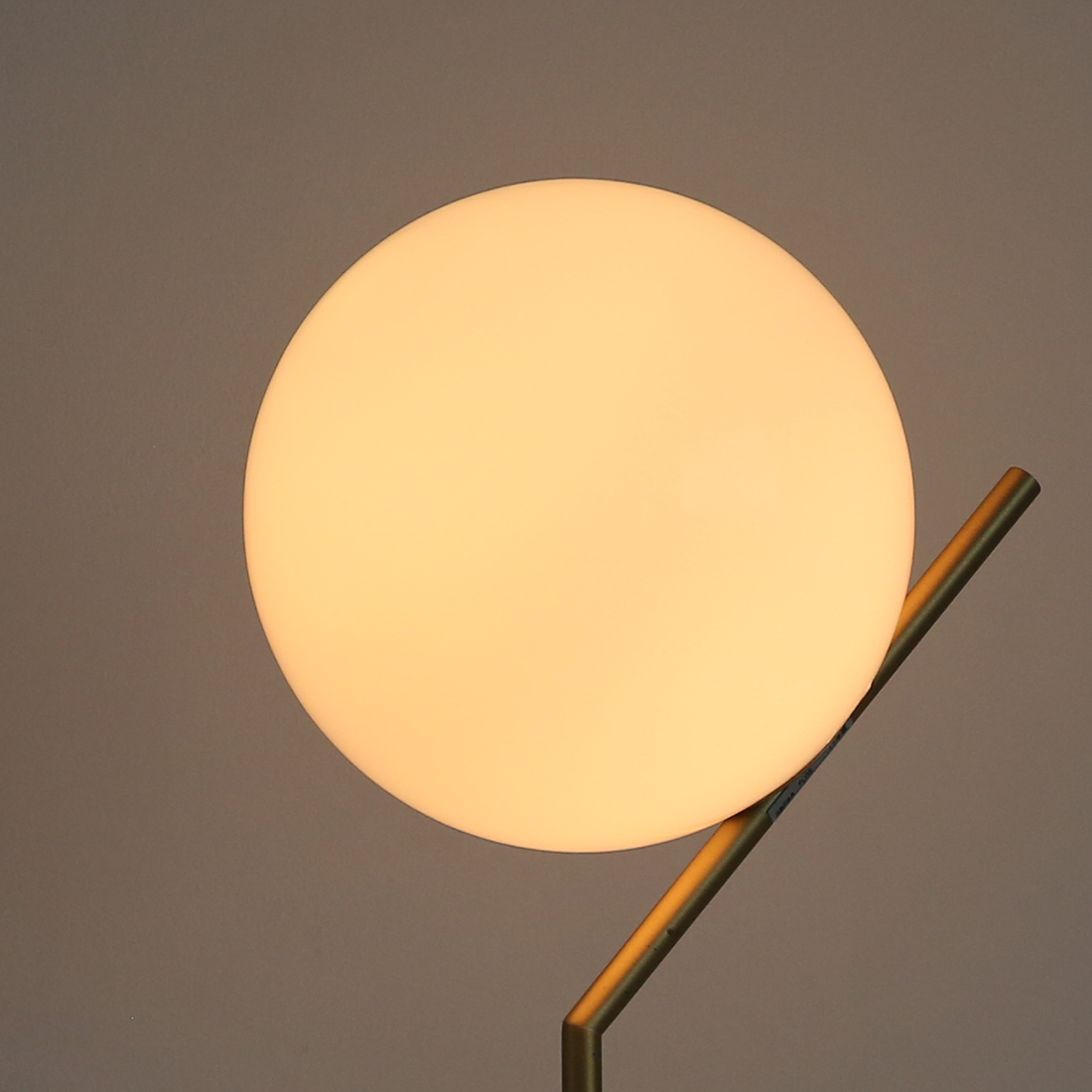 アイシーライツT1 HIGHのゴールド