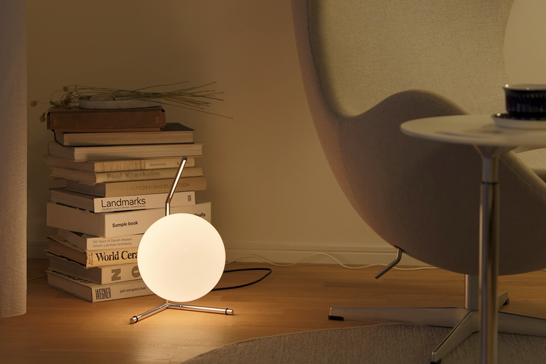 アイシーライツT1 LOWのクロームのインテリア