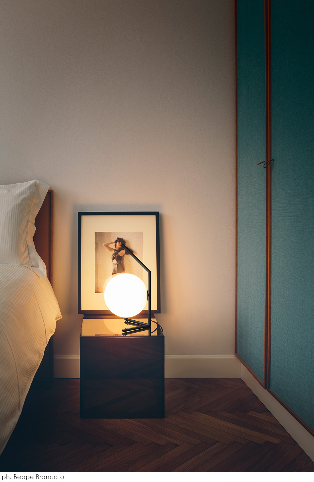 アイシーライツT1 LOWのブラックのインテリア