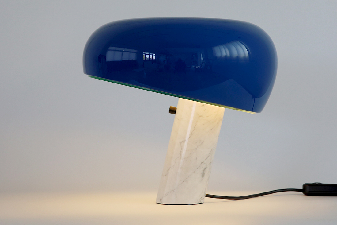 SNOOPY（スヌーピー）のスチールシェード