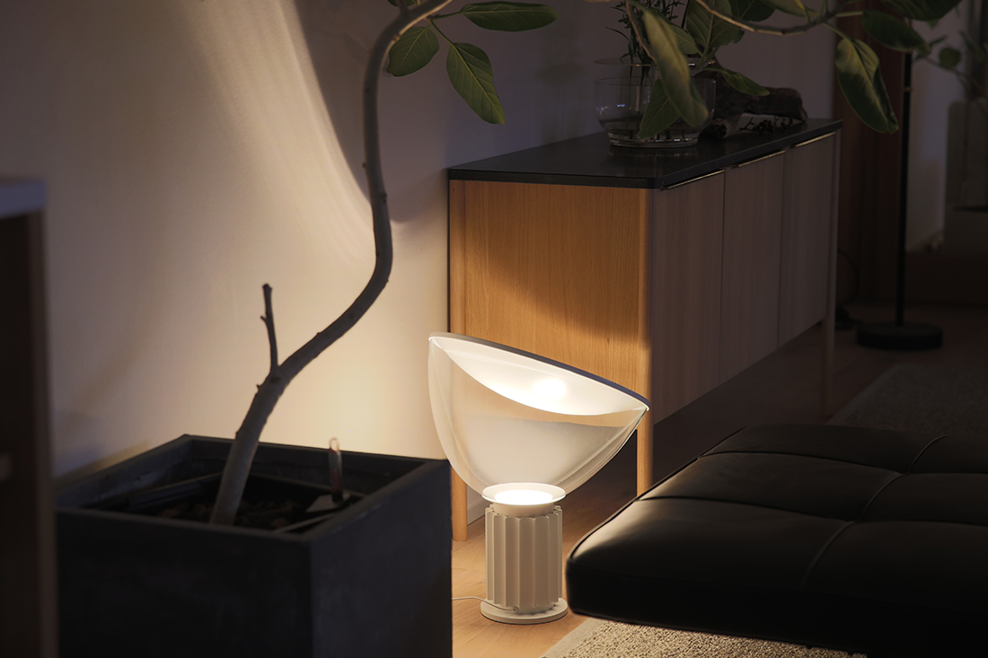 TACCIA（タッチア）の下からの灯り