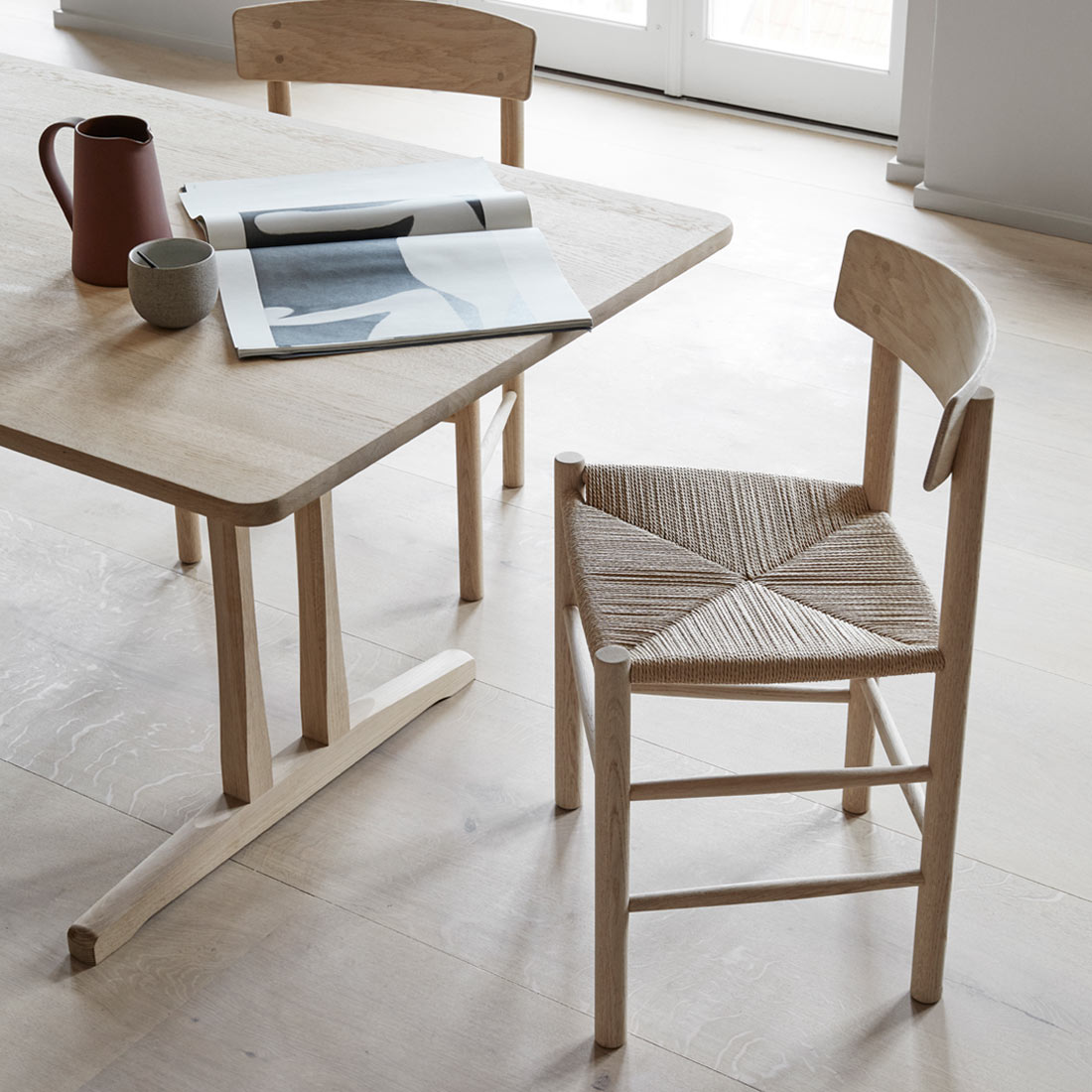 庶民のための椅子として生まれたスタンダードチェアJ39