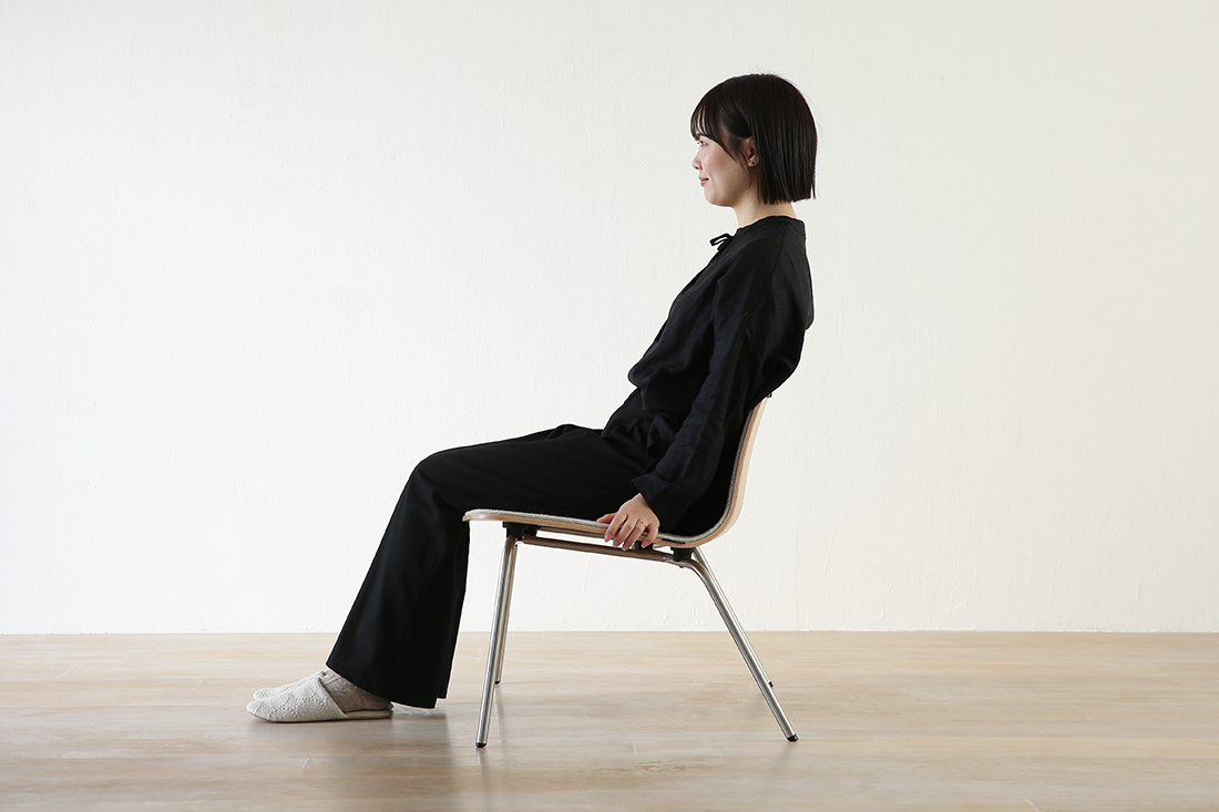 PK23に座っている女性