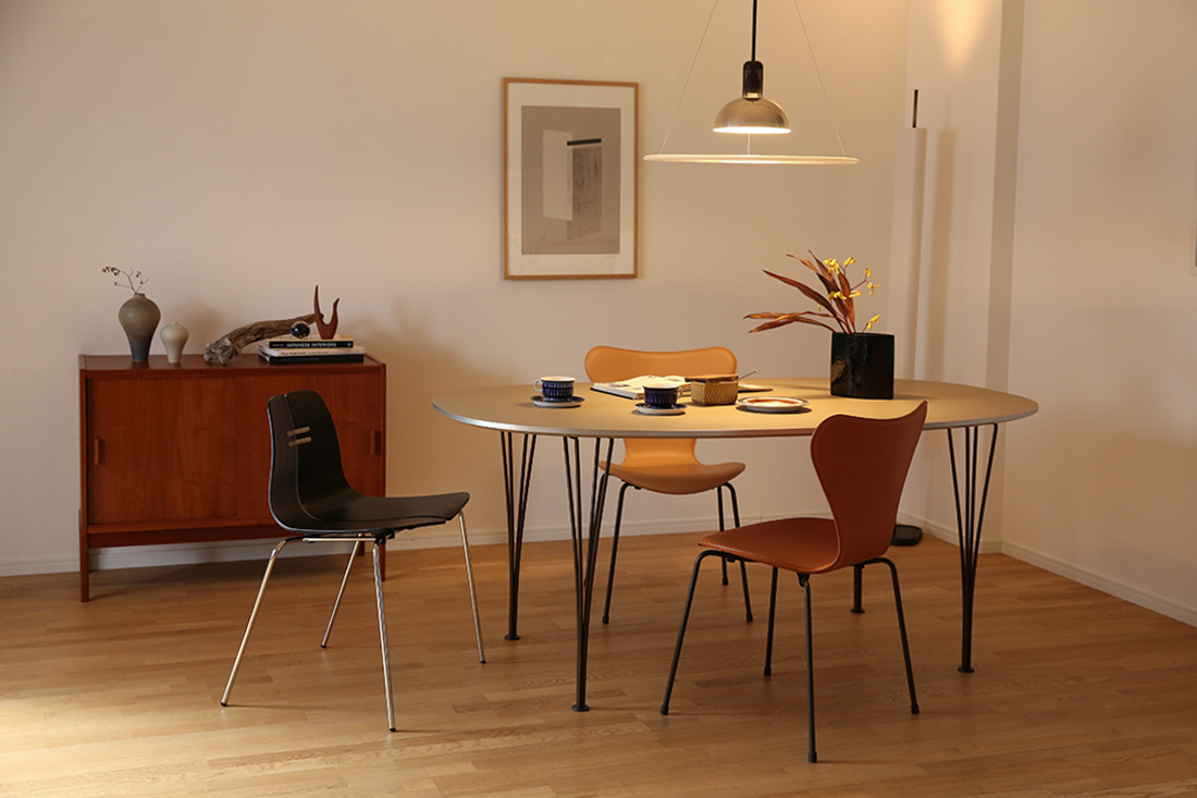 PK3とセブンチェアのダイニングスタイリング