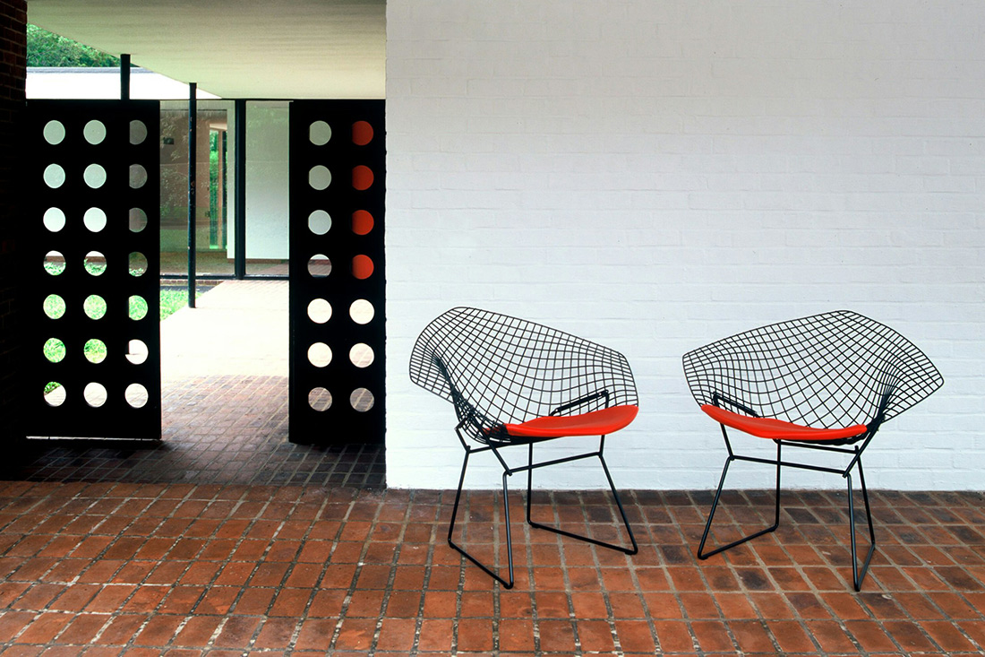 Diamond armchair