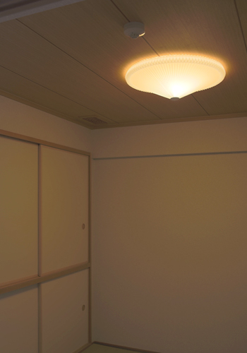 レクリントシーリングライト