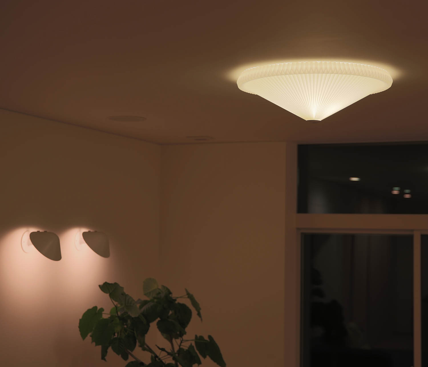 レクリントシーリングライト